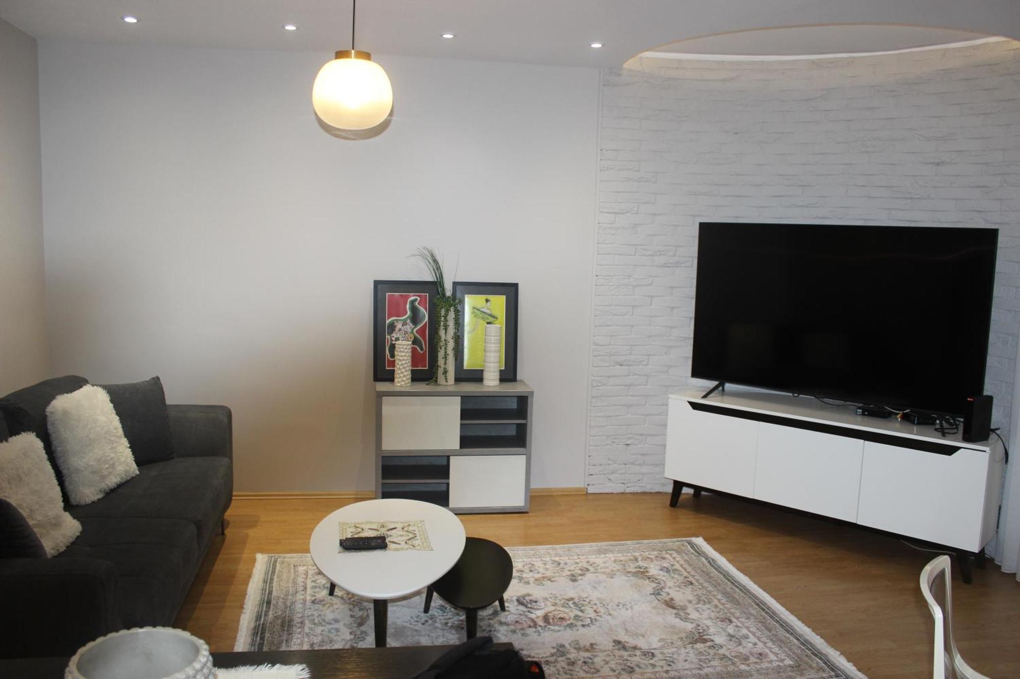 Luxury Blloku Tirana Apartment エクステリア 写真