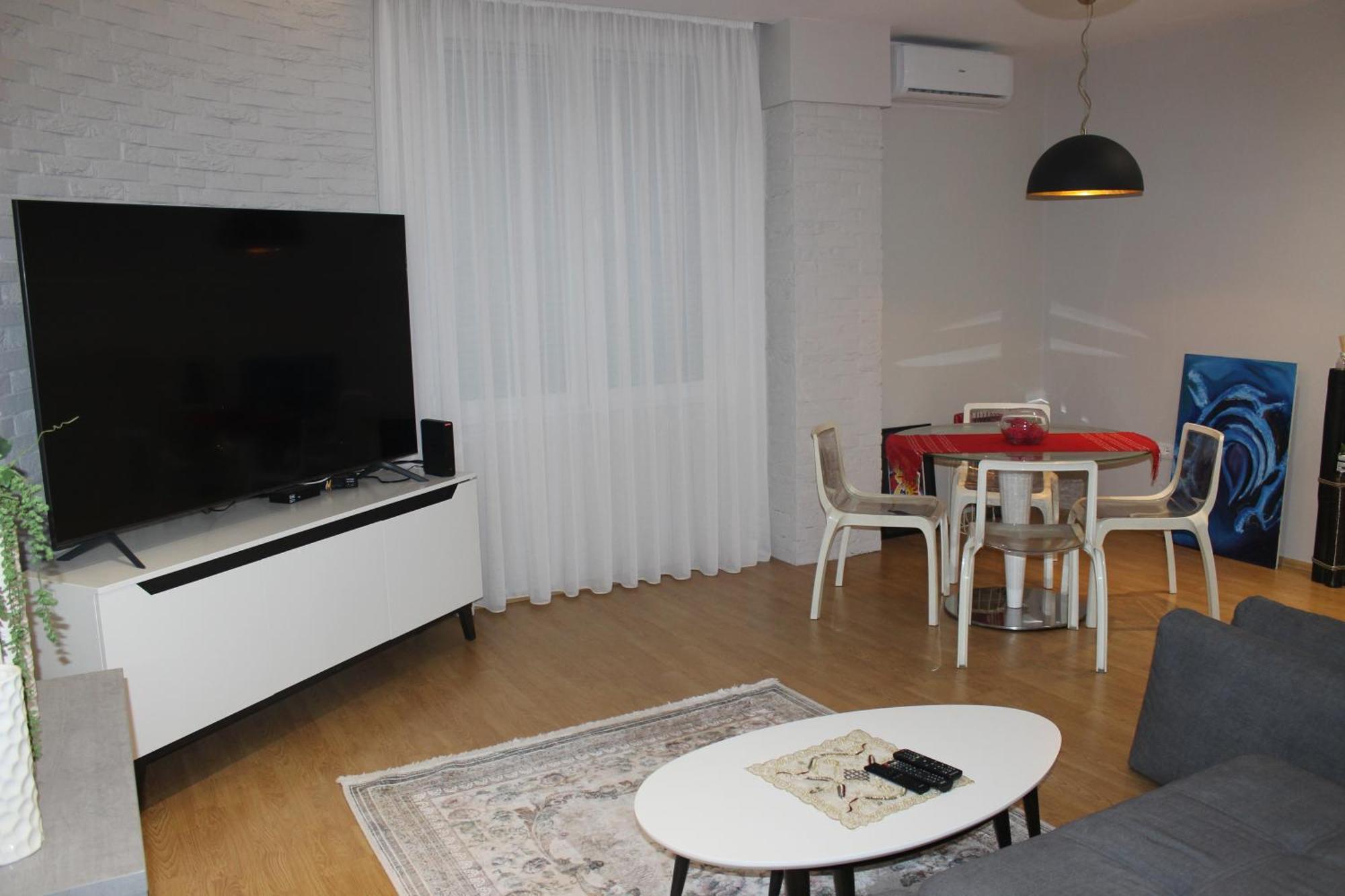Luxury Blloku Tirana Apartment エクステリア 写真